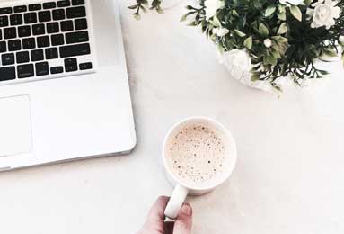 2007年NBA季后赛：火箭掘金系列赛篮球史诗对决